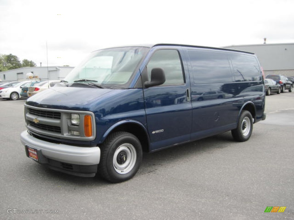 Indigo Blue Metallic 2002 Chevrolet Express 1500 Commercial Van Exterior Photo #51329437