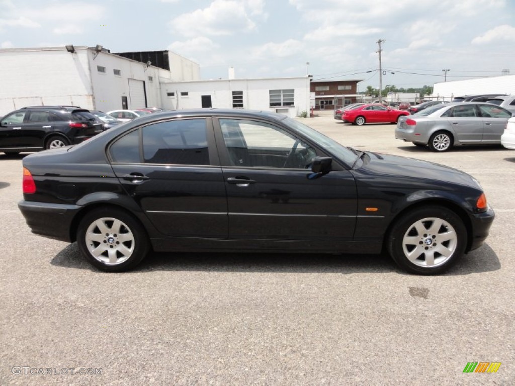 2001 3 Series 325xi Sedan - Jet Black / Black photo #7