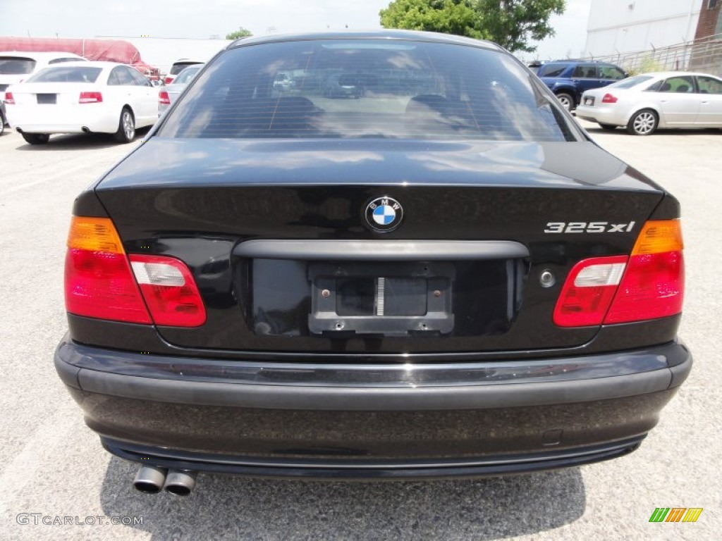 2001 3 Series 325xi Sedan - Jet Black / Black photo #9