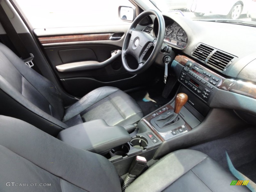 2001 3 Series 325xi Sedan - Jet Black / Black photo #18