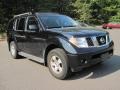 Super Black - Pathfinder SE 4x4 Photo No. 4