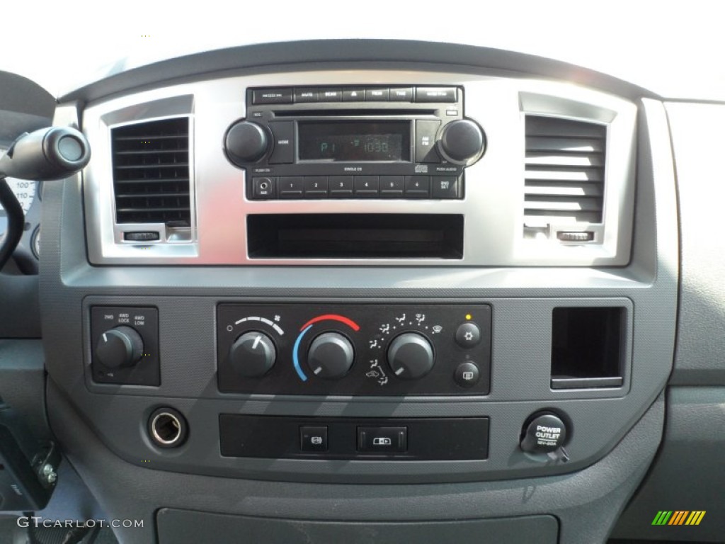 2008 Dodge Ram 3500 Lone Star Quad Cab 4x4 Controls Photo #51333994