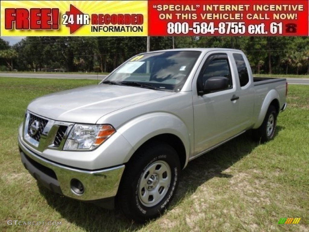 Radiant Silver Nissan Frontier