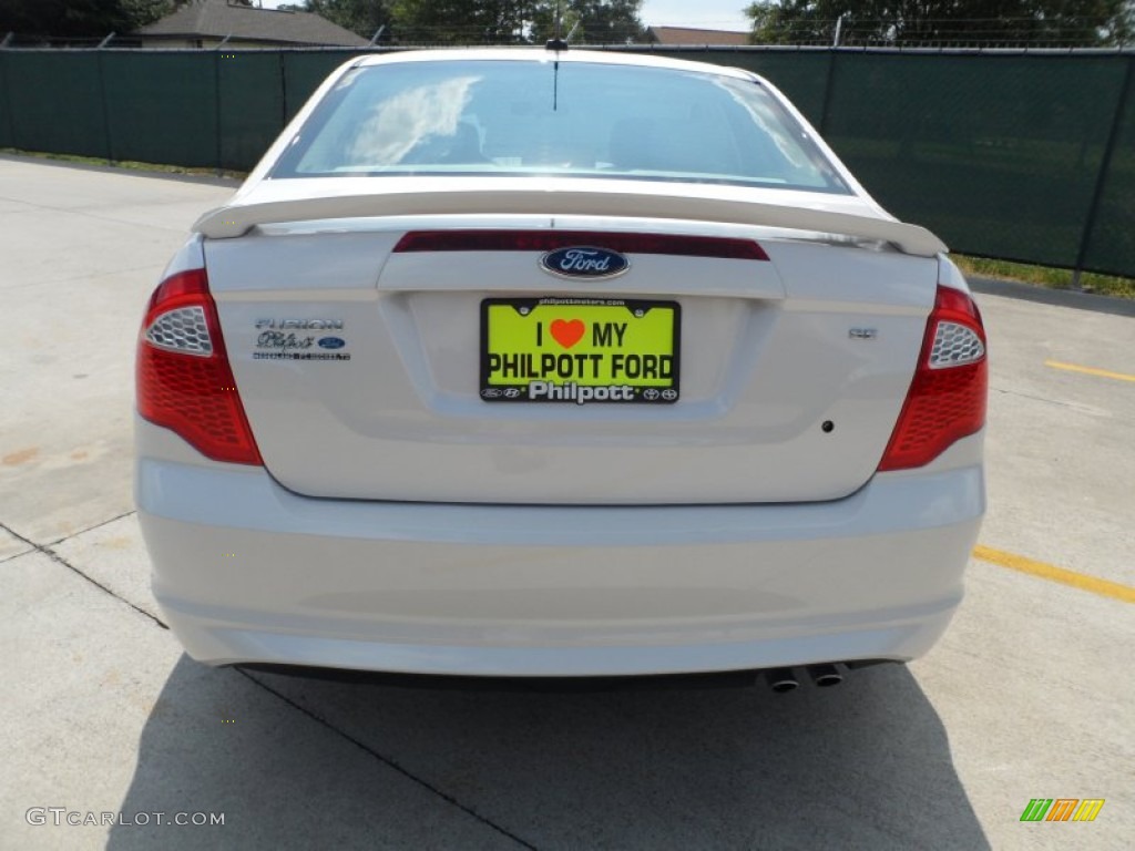 2011 Fusion SE - White Platinum Tri-Coat / Camel photo #4