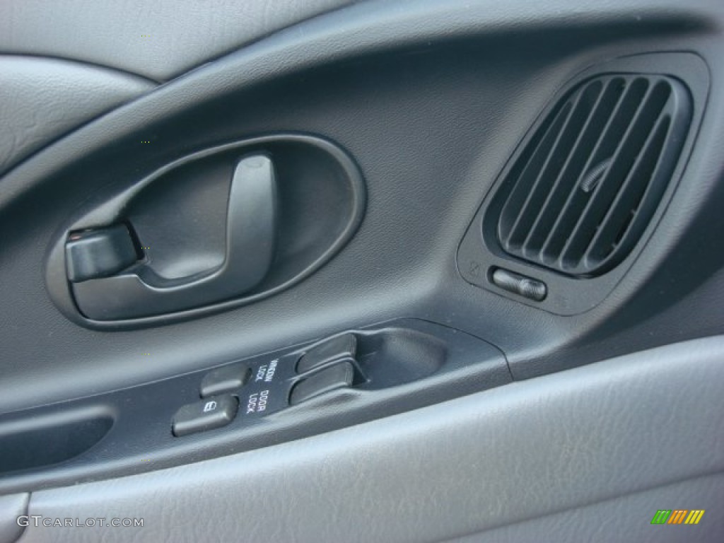 1998 Chrysler Sebring LXi Coupe Controls Photo #51337153