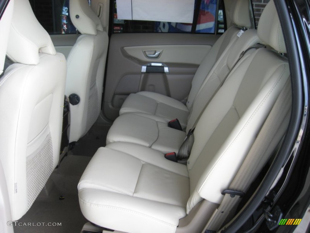 Beige Interior 2011 Volvo XC90 3.2 AWD Photo #51339037