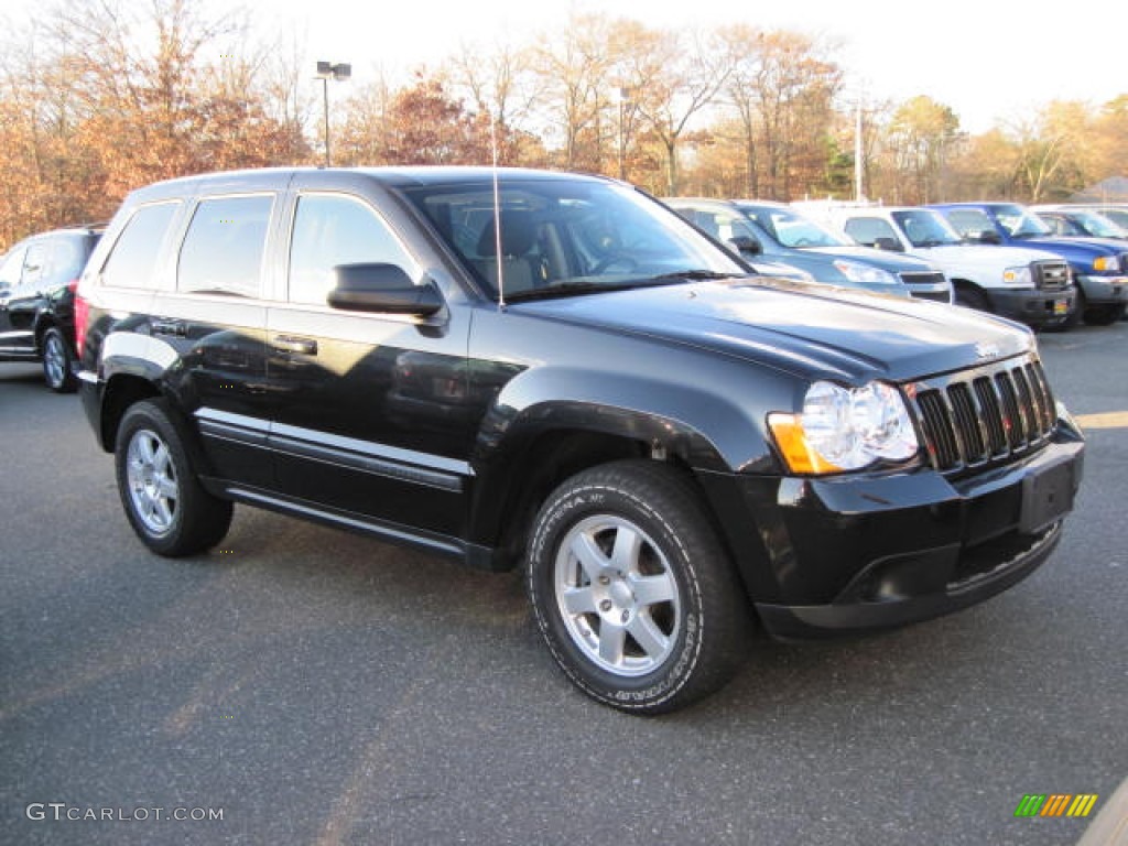 2008 Grand Cherokee Laredo 4x4 - Black / Dark Slate Gray photo #4