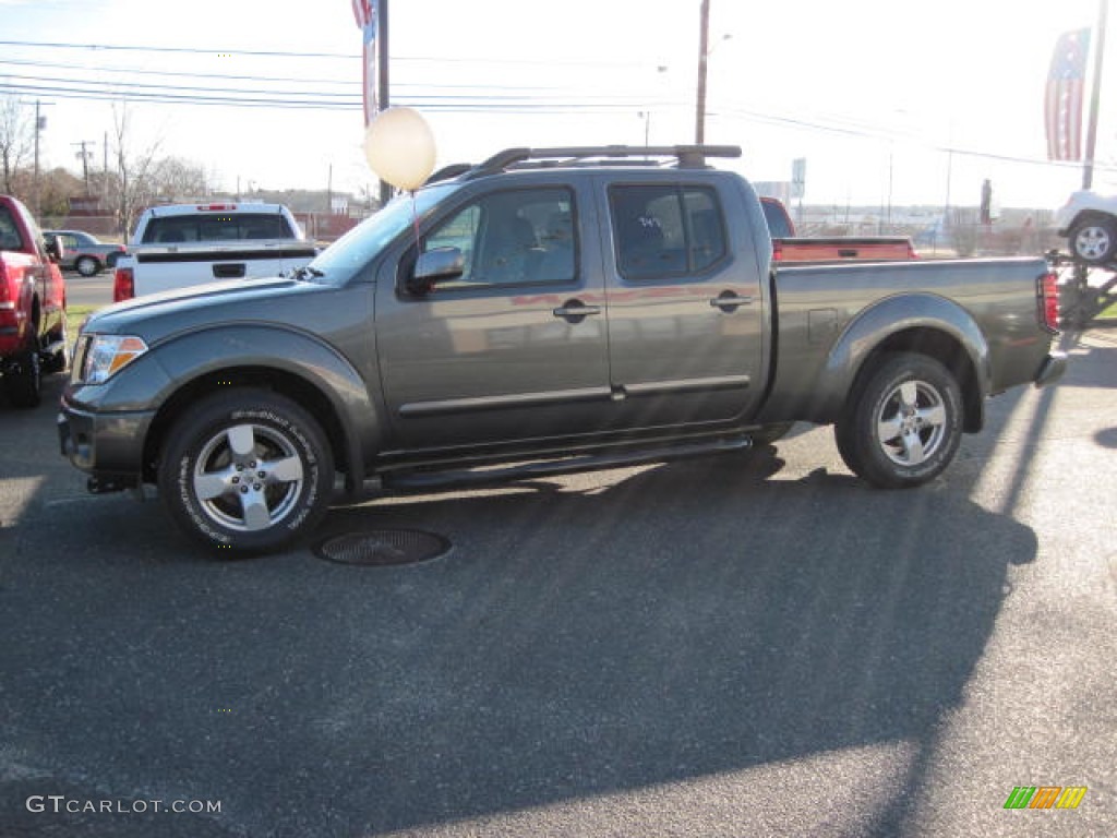 2008 Frontier LE Crew Cab 4x4 - Storm Grey / Steel photo #1