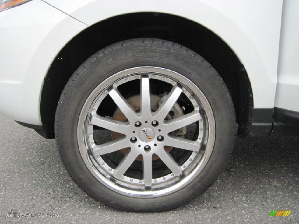 2009 Hyundai Santa Fe SE Custom Wheels Photos