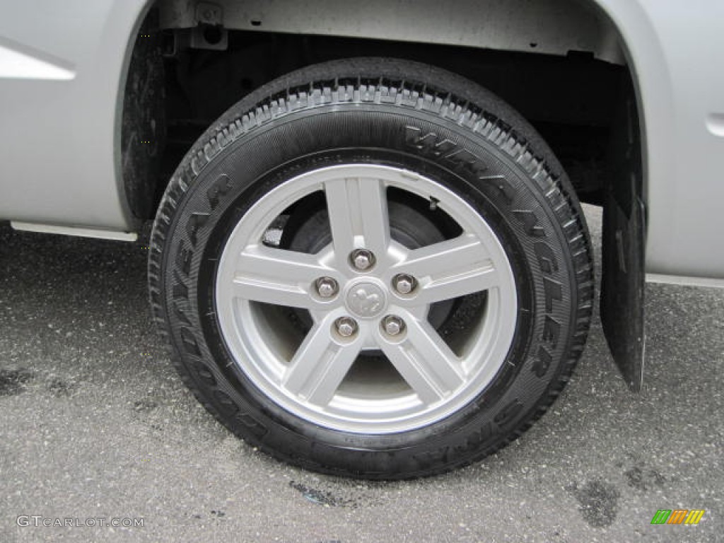 2007 Dodge Dakota SLT Quad Cab 4x4 Wheel Photo #51344719