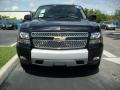 Black - Suburban LT 4x4 Photo No. 2