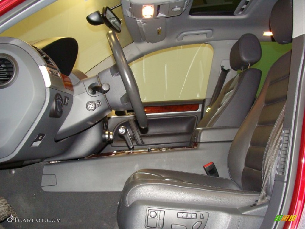 Anthracite Interior 2006 Volkswagen Touareg V8 Photo #51348971