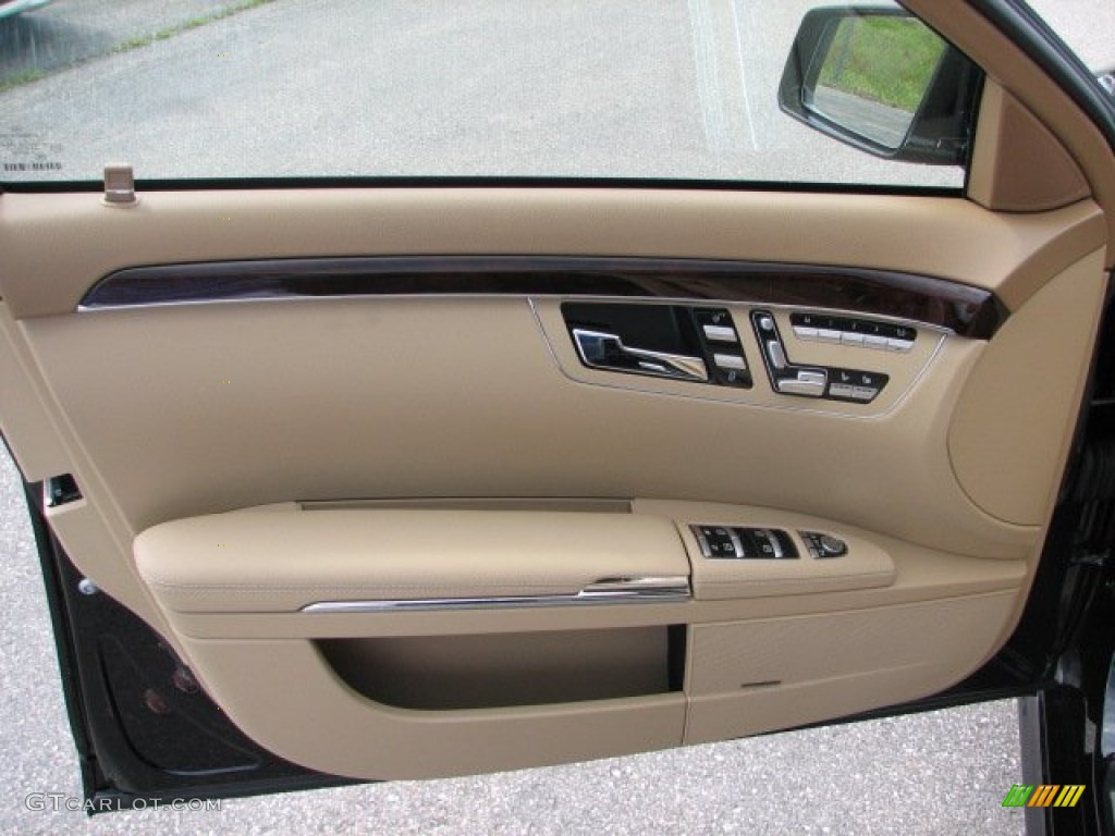 2011 Mercedes-Benz S 550 4Matic Sedan Cashmere/Savanah Door Panel Photo #51355862