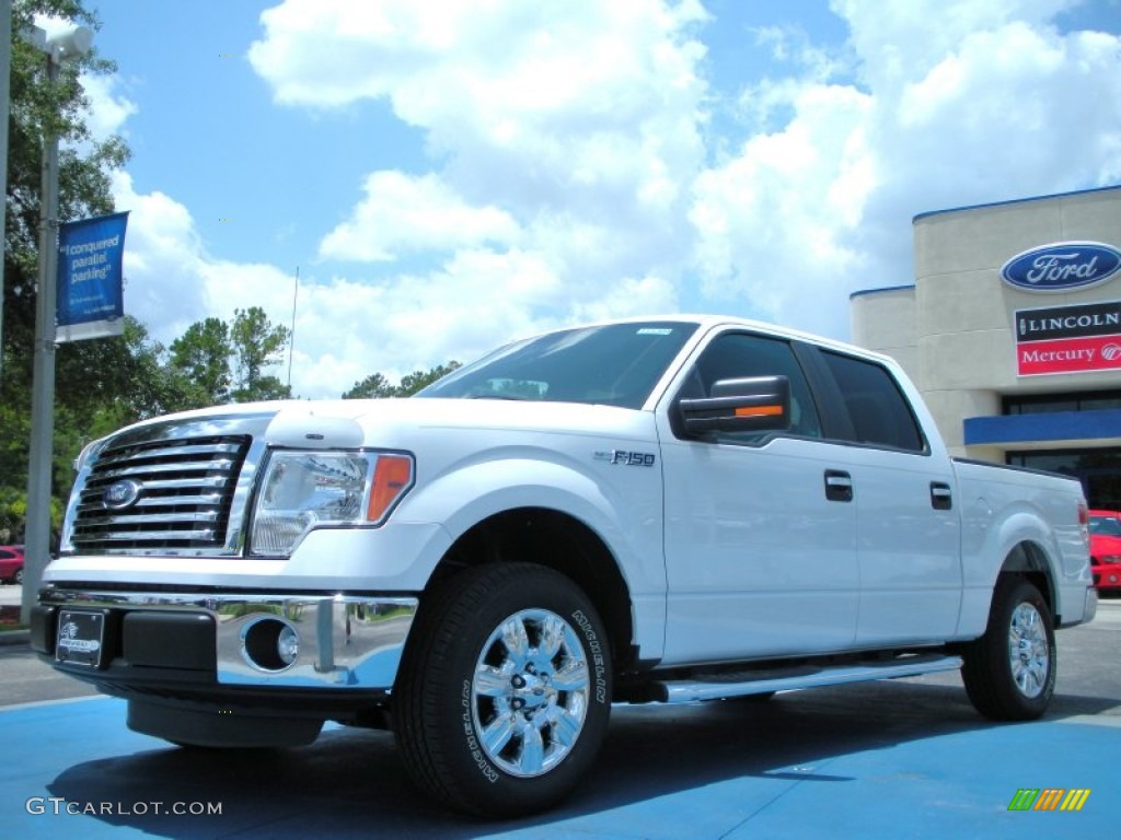 2011 F150 XLT SuperCrew - Oxford White / Steel Gray photo #1