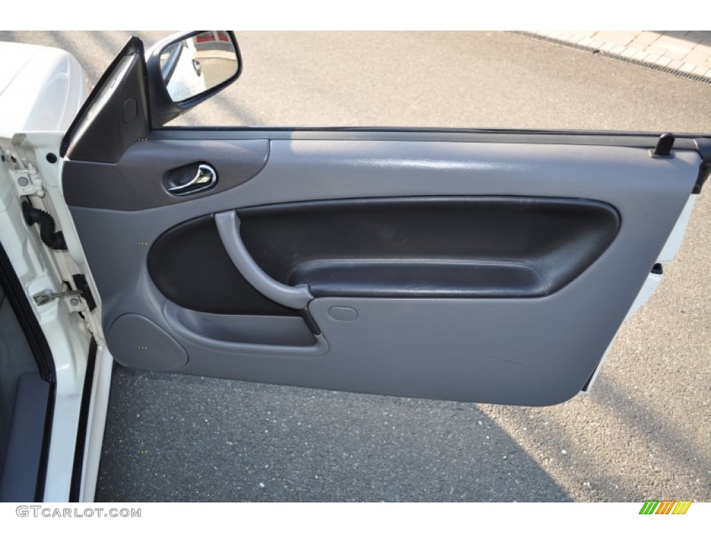 2002 Saab 9-3 SE Convertible Charcoal Gray Door Panel Photo #51356196
