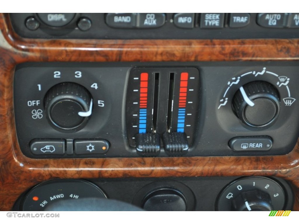 2004 Isuzu Ascender S 4x4 Controls Photo #51356537