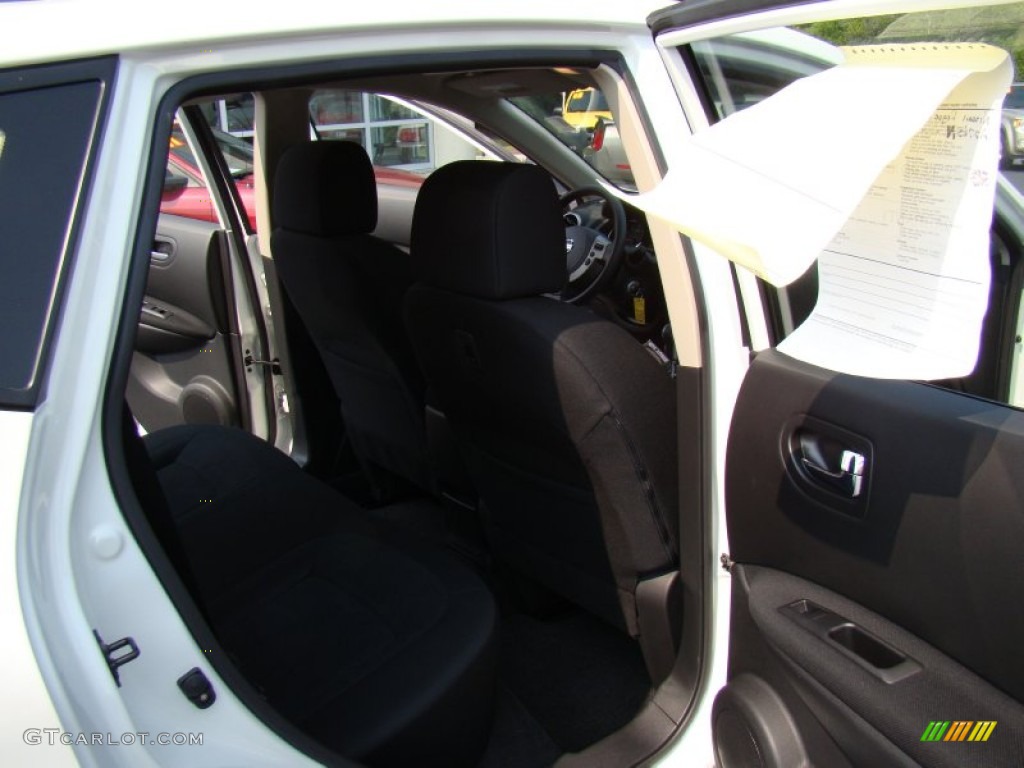 2011 Rogue S - Pearl White / Black photo #16