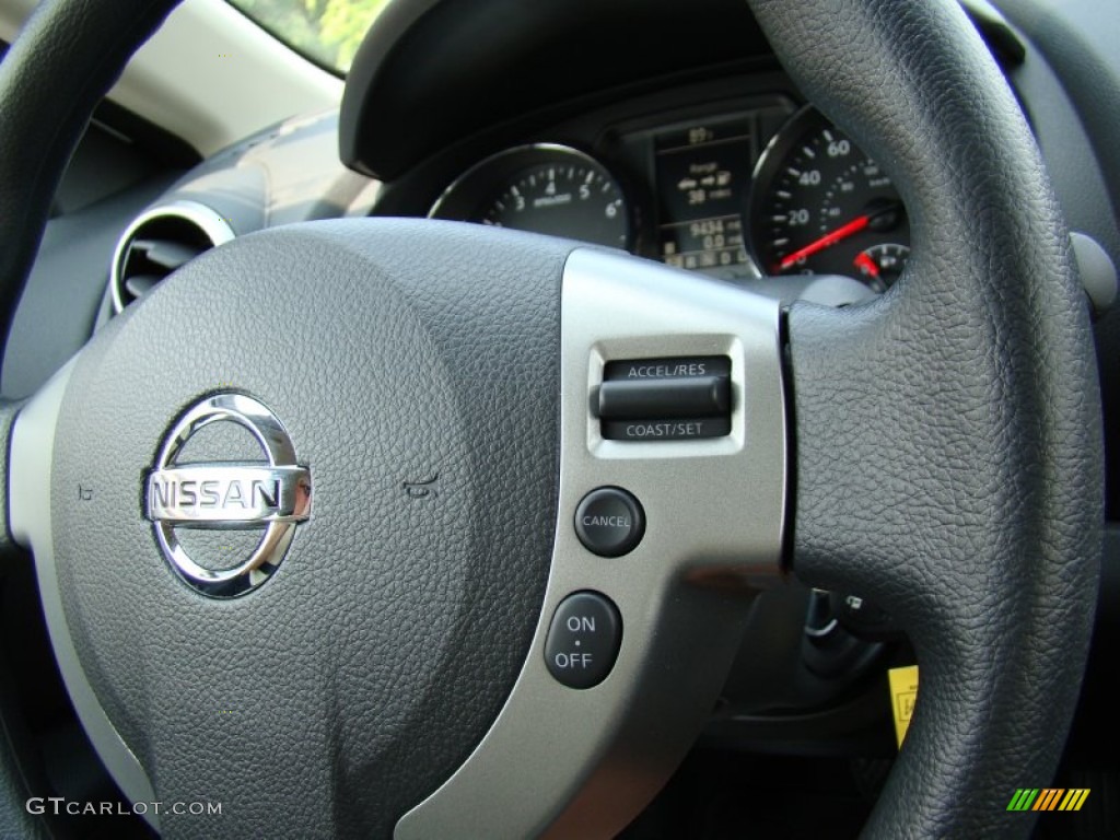 2011 Rogue S - Pearl White / Black photo #25