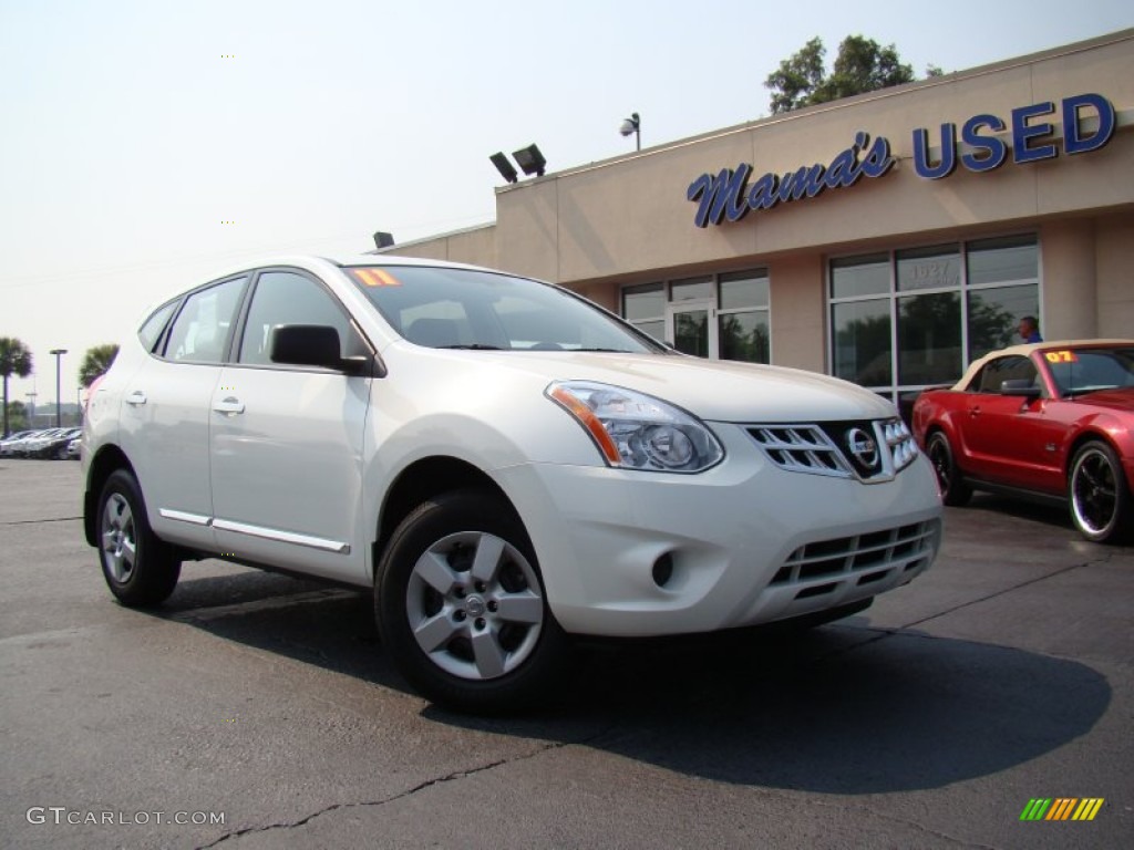 2011 Rogue S - Pearl White / Black photo #31