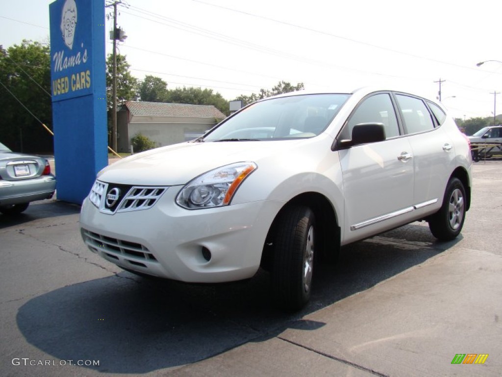 2011 Rogue S - Pearl White / Black photo #32