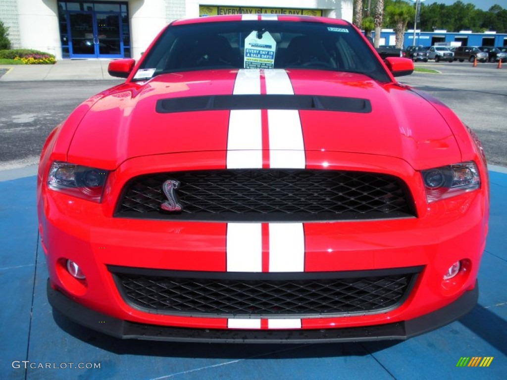2012 Mustang Shelby GT500 SVT Performance Package Coupe - Race Red / Charcoal Black/White photo #4