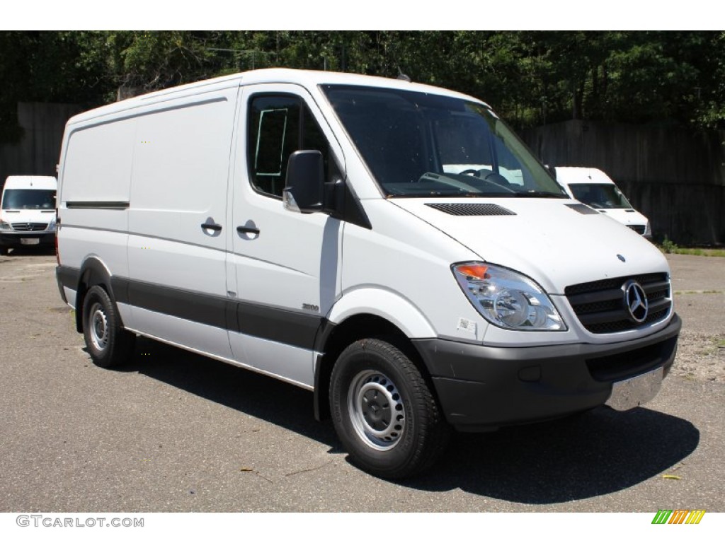 2011 Mercedes-Benz Sprinter 2500 Cargo Van Exterior Photos