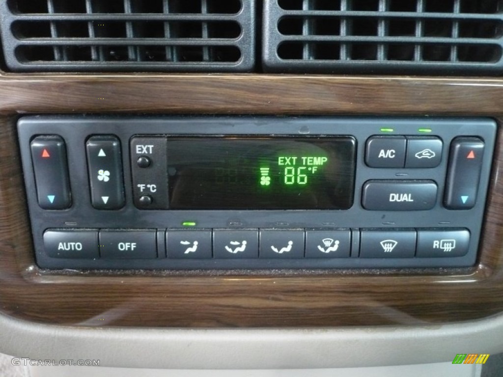 2002 Ford Explorer Eddie Bauer 4x4 Controls Photo #51361853