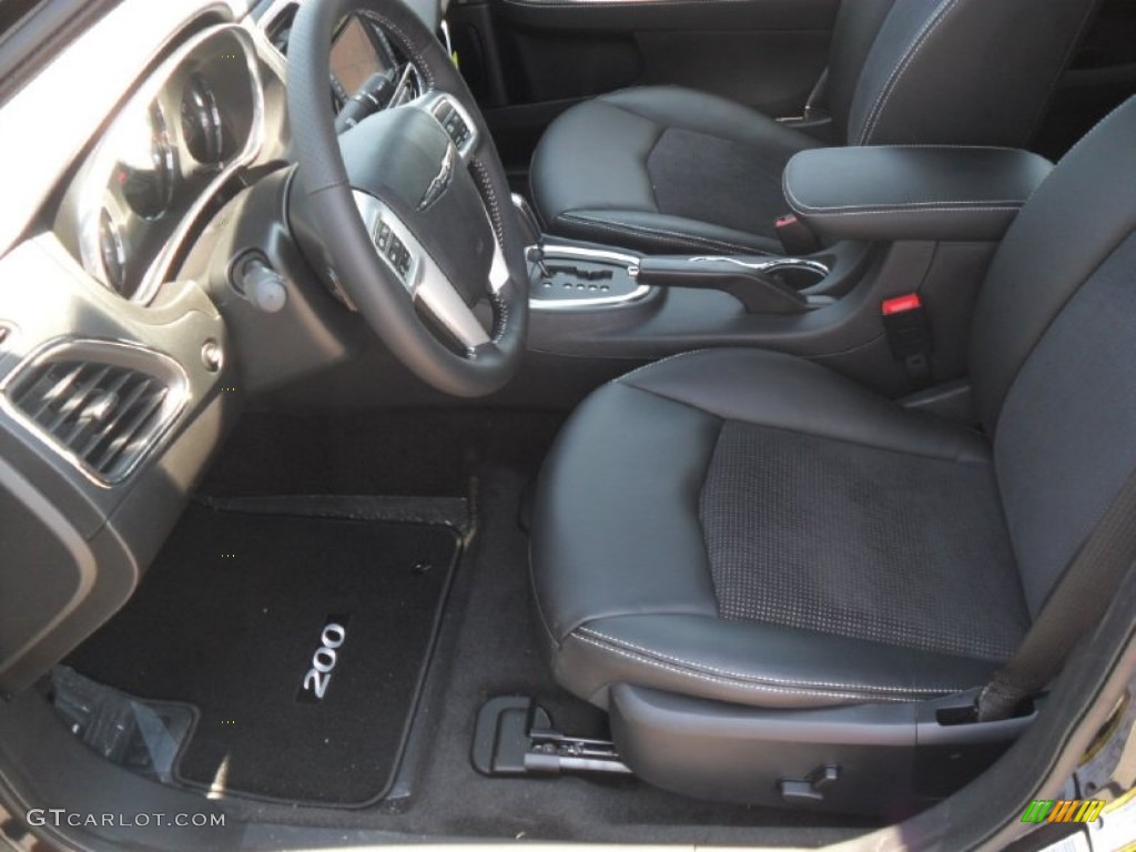 Black Interior 2011 Chrysler 200 S Photo #51362549