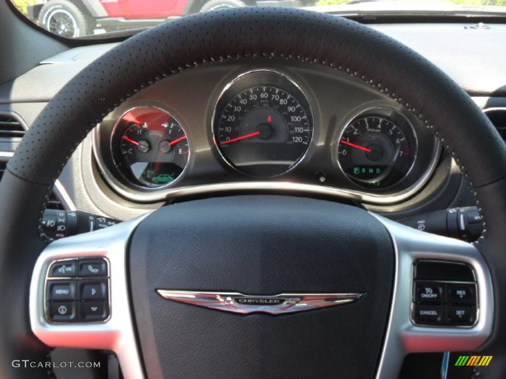 2011 Chrysler 200 S Controls Photo #51362651