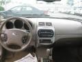 Blond 2003 Nissan Altima 3.5 SE Dashboard