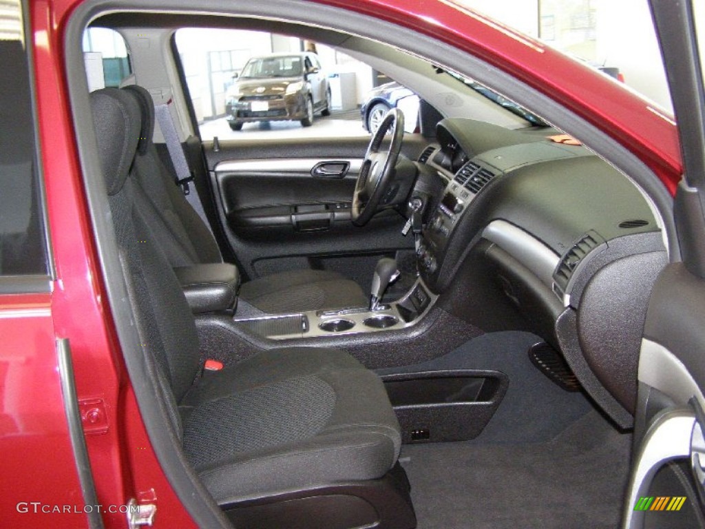 2008 Outlook XE AWD - Red Jewel / Black photo #25