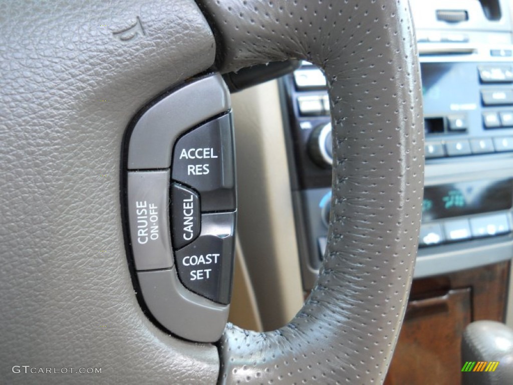 2002 Nissan Maxima GLE Controls Photo #51377008