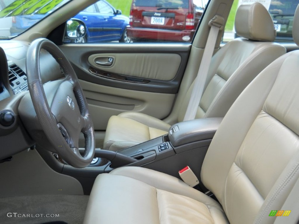 Blond Interior 2002 Nissan Maxima GLE Photo #51377182