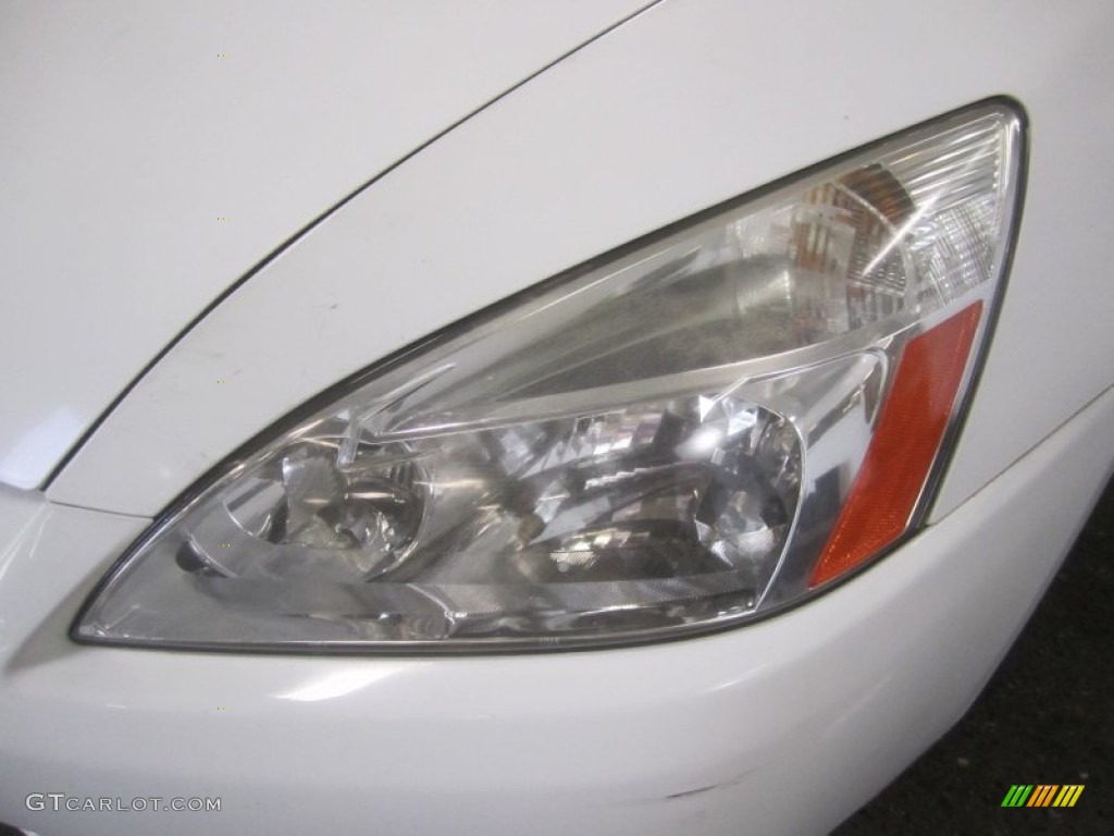 2003 Accord LX Sedan - Taffeta White / Ivory photo #4
