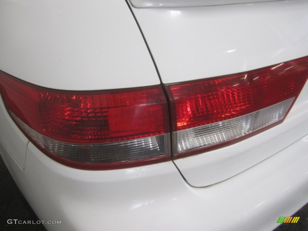 2003 Accord LX Sedan - Taffeta White / Ivory photo #13