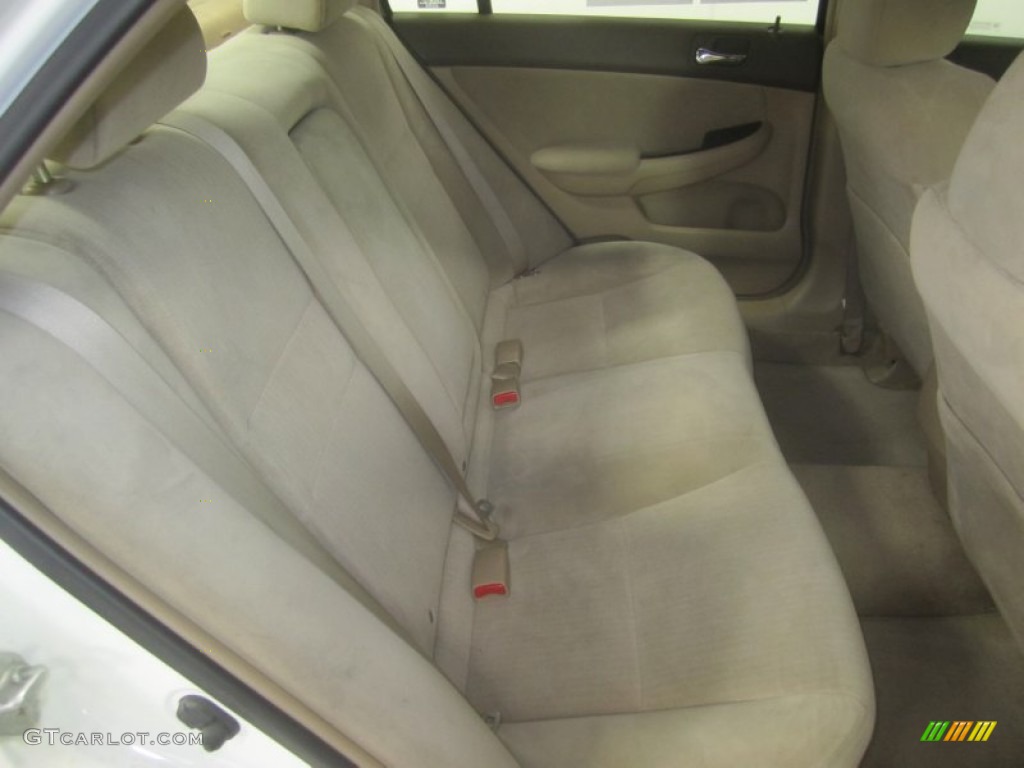 2003 Accord LX Sedan - Taffeta White / Ivory photo #18