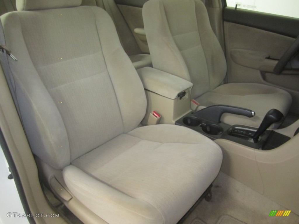 2003 Accord LX Sedan - Taffeta White / Ivory photo #20