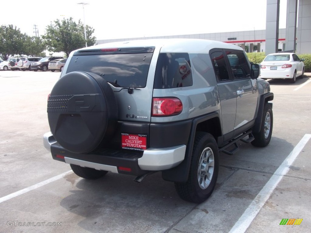 2011 FJ Cruiser 4WD - Silver Fresco Metallic / Dark Charcoal photo #4