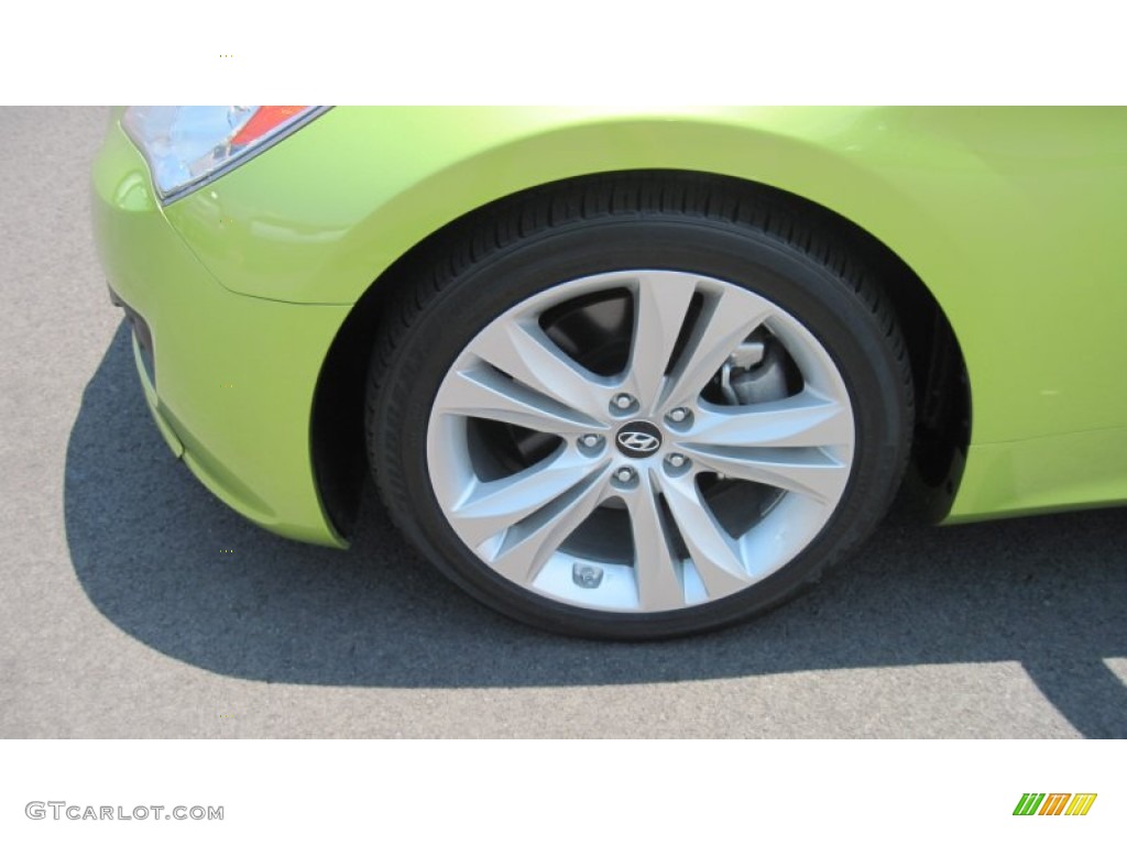 2010 Genesis Coupe 2.0T - Lime Rock Green / Black photo #10