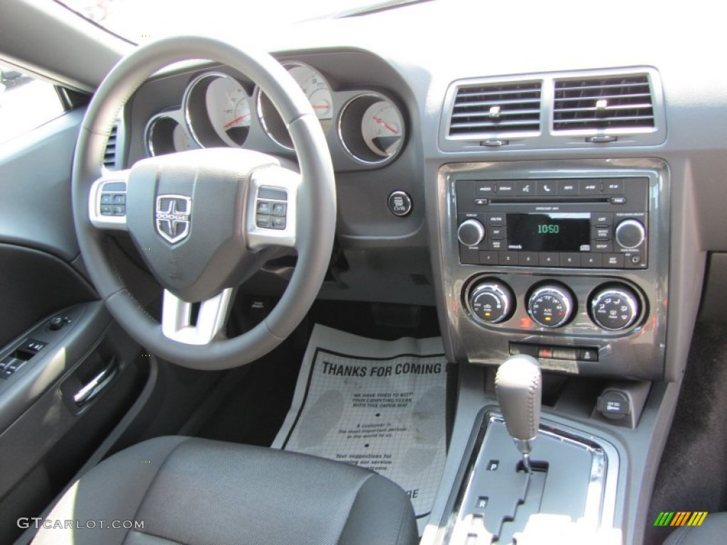 2011 Challenger SE - Bright White / Dark Slate Gray photo #9