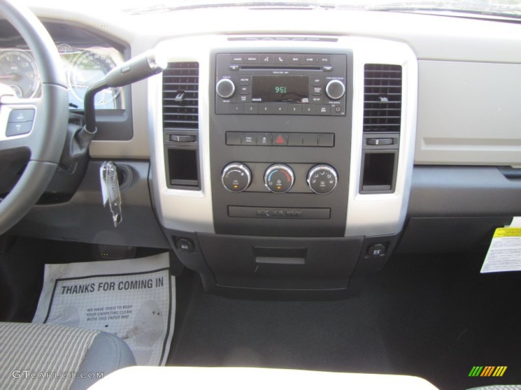 2011 Ram 1500 SLT Quad Cab - Mineral Gray Metallic / Dark Slate Gray/Medium Graystone photo #10