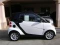 Crystal White - fortwo passion cabriolet Photo No. 2