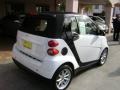 Crystal White - fortwo passion cabriolet Photo No. 3