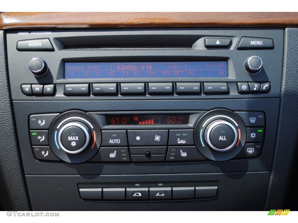 2010 BMW 1 Series 128i Convertible Controls Photo #51388958