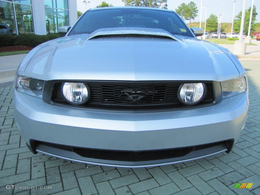 Brilliant Silver Metallic 2010 Ford Mustang GT Premium Coupe Exterior Photo #51389570