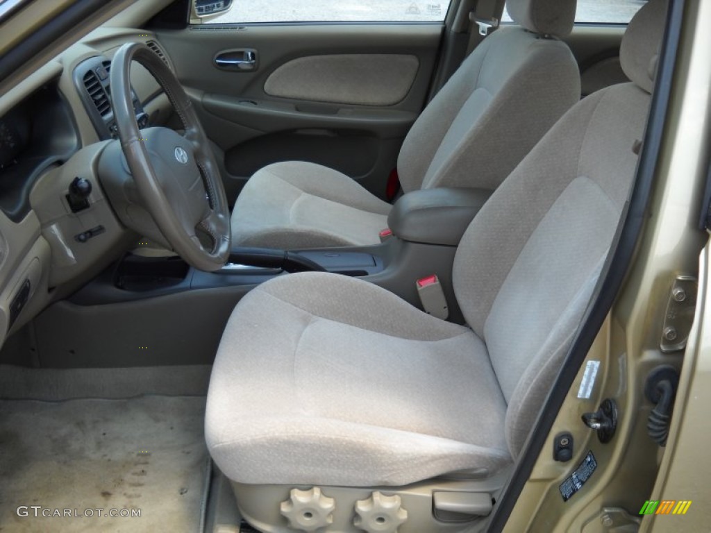 Beige Interior 2004 Hyundai Sonata V6 Photo #51390845