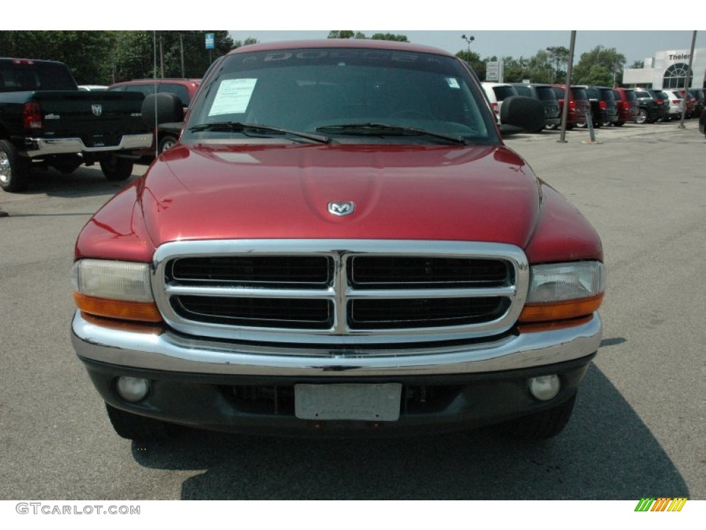 1999 Dakota SLT Extended Cab 4x4 - Metallic Red / Mist Gray photo #2