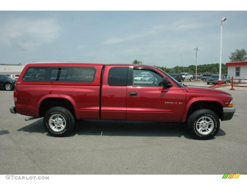 1999 Dakota SLT Extended Cab 4x4 - Metallic Red / Mist Gray photo #13
