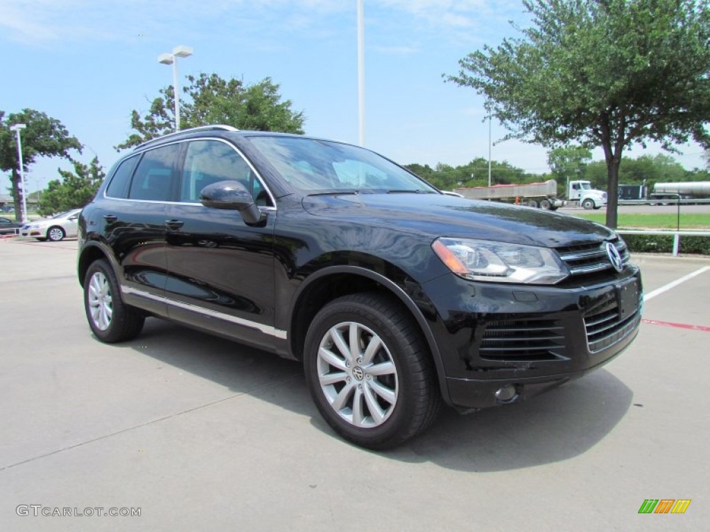 2011 Volkswagen Touareg TDI Sport 4XMotion Exterior Photos