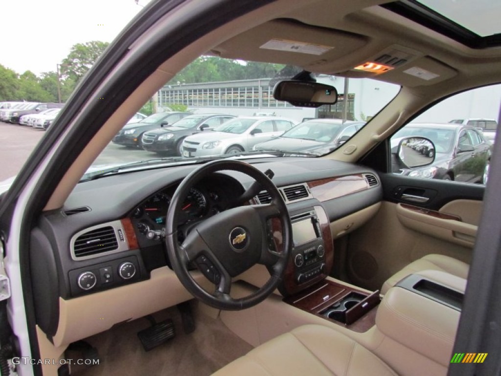 Light Cashmere/Ebony Interior 2008 Chevrolet Suburban 1500 LTZ 4x4 Photo #51393239